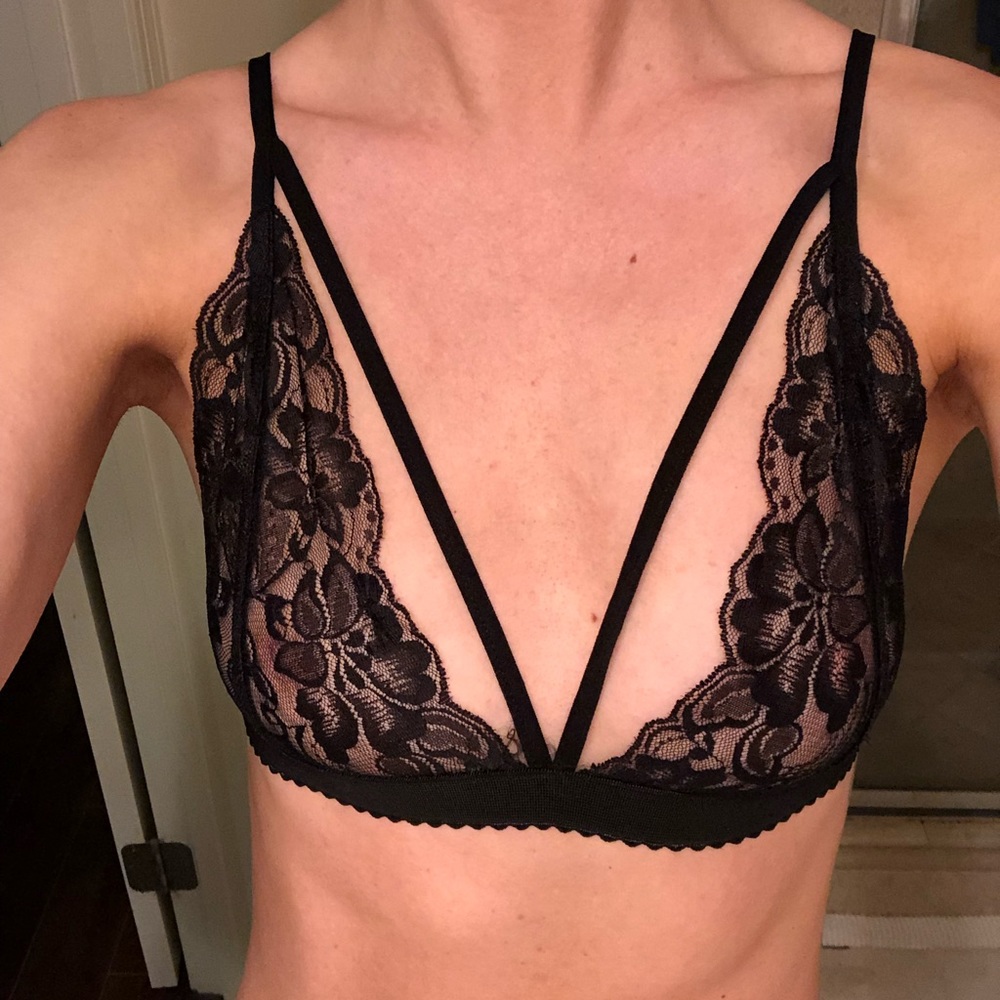 Beautiful Lacey Bralette ONLY WORN TO TAKE PHOTO